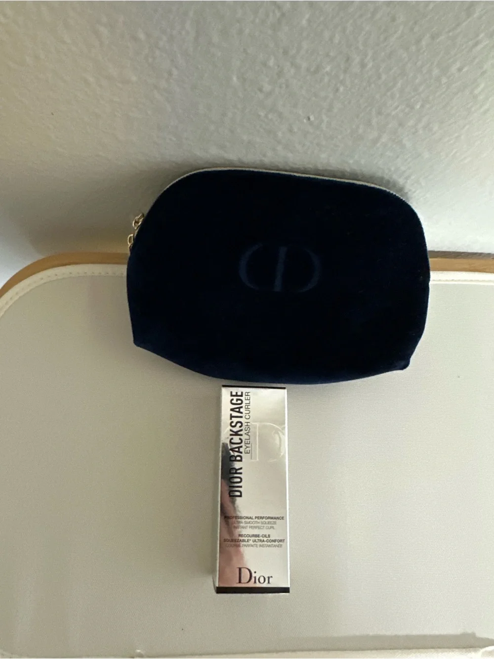 Dior compact velvet